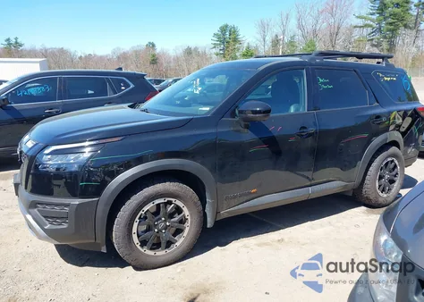 2024 Nissan Pathfinder Rock Creek 4Wd z USA, uszkodzony, nr VIN 5N1DR3BD6RC306832